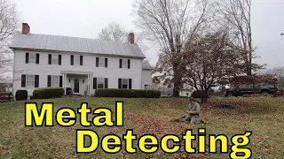 Metal Detecting A Pre-Civil War House