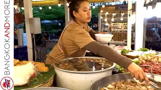 STREET FOOD VENDORS IN BANGKOK @ centralwOrld Plaza Food Court