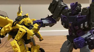 Scourge kills Bumblebee (ROTB Stop Motion)