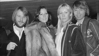 ABBA I KVADRAT - EN VÄLSVARVAD FYRKANT [INTERVIEW SWEDISH ONLY] (1976)