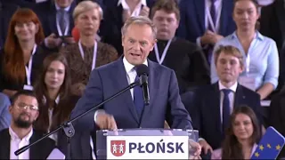 Donald Tusk ostro upomina polityków PO [sytuacja na granicy i "opiłowanie"]