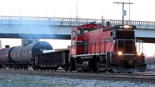 IHB SW1500 throttles up lugging 65 cars + the NS bottle train with molten iron