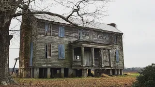 200 year old Abandoned Plantation House in North Carolina