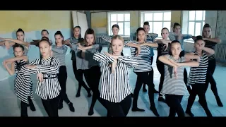 Benny Benassi - Love Is Gonna Save Us / Vogue choreo by Martina Precious