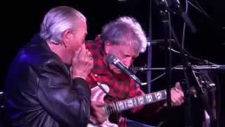 She Still Looks Good to Me ~ Charlie Musselwhite & Elvin Bishop  live