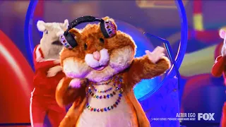 The Masked Singer 6 - Hamster Hams it up with Pretty Woman