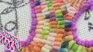 Rug Hooking with Tie Dye T-Shirt Fabric Strips and Wool! (how does tie-dye hook?)