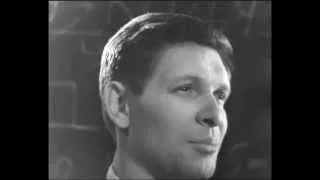 Эдуард ХИЛЬ Песенка об открытой двери (1968) (with English subs)