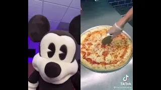 Mickey said that’s enough slices!😂