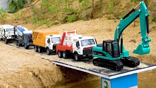 Build bridge color block toys construction vehicles with excavator and dump trucks