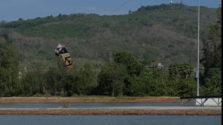 Heelside Backside 900 - Kicker - Cable Wakeboarding - JB ONeill