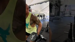 THE ROCK BENCH PRESSING
