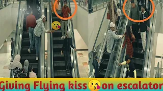 Giving flying kiss😘 || to stranger on || escalator || Guddu Pandit ||