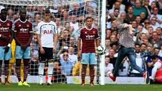 Pitch invader takes free kick during West Ham-Tottenham game