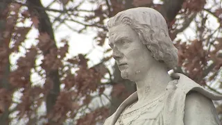 Philadelphia's Christopher Columbus Statue Unboxed