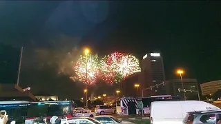 Christmas in Dubai | Christmas Fireworks in Dubai Creek