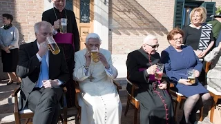 Benedict XVI drinks beer on his 90th birthday