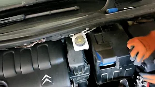 🔧 how to change the battery of a citroen c4 car - DIY