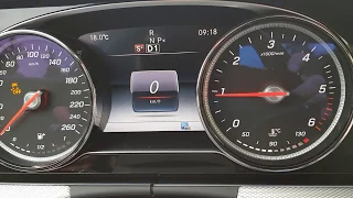 Mercedes-Benz E220d Acceleration 0-203 km/h