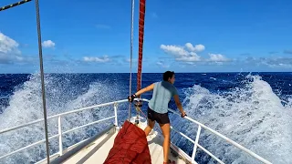 Jade#36 – MARQUISES - TUAMOTU : on entre dans notre premier atoll, ça secoue dans la passe !