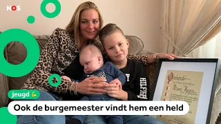 Brian (8) redt zijn kleine broertje uit het water