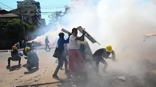 Polizisten schießen abermals auf Demonstranten in Myanmar