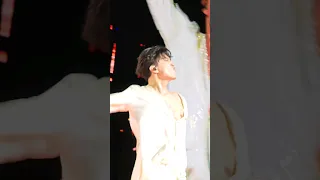 Dimash - "Be With Me" clip 2/2 (Istanbul, May-24-2024) #dq #dimash