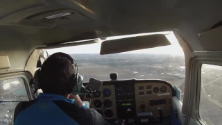 Cessna 172 Crazyy Landing gusting 35 knots landing