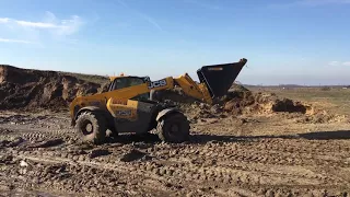 Jcb 531 & claas ares