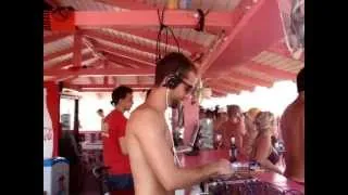 Petropoulos @ Beach Club 117 Feodosiya, Ukraine 2012