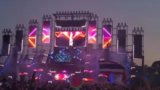 Don't be Shy (Tiesto & KAROL G) BRAND NEW REMIX - LIVE @ EZOO 2021 [Kuba & Neitan Remix]