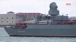 Ракетами "Нептун" вражено крейсер "москва"