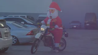 MAC DEMARCO - IT'S BEGINNING TO LOOK A LOT LIKE CHRISTMAS