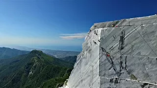 Мрамор мечты Микеланджело добывают в Тоскане (новости)