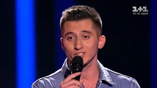 Bohdan Travynskіy "Historia de un amor" - blind Audition – The Voice of Ukraine – season 7