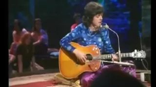 Donovan in Concert - Catch The Wind