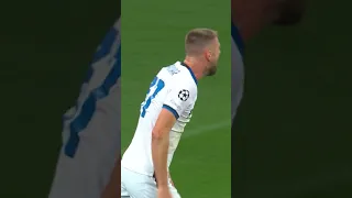 Skriniar's majestic performance vs Shakhtar! 🧱⚫🔵#Shorts #ChampionsLeague