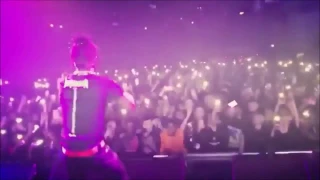 LIL UZI VERT Peforms New Song "XO TOUR LIF3" Live for the First Time! Crowd goes crazy!