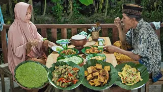 Memetik Terong Bulat | Masak Tumis Terong Bulat, Tempe Goreng Laos, Telur Dadar, Wajik Ketan Pandan