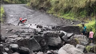 Rains Trigger Volcanic Mudflow in Village near Mayon Volcano