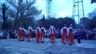 (7 ) 9 мая 2015 день Победы Луганск девчёнки поют