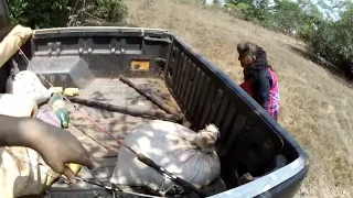 Pescaria no rio Coliseu no MT. Fingi que ia jogar o carro na ribanceira kkk