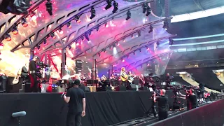 All Over The World    Jeff Lynne's ELO   Wembley 2017  *LIVE* FRONT ROW  *4K HD*