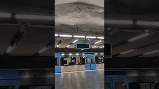 Стокгольмское метро, станция Mörby Centrum