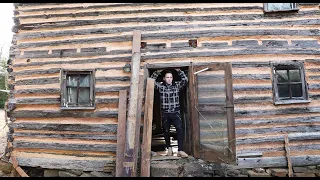 I Bought An Abandoned Log Cabin built in 1780 - FLOOR REMOVAL bushcraft | Part 5