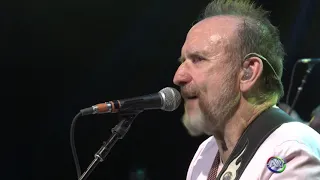 Men At Work ft. Ringo Star Band - Down Under (Live)