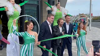 Jack Shepherd Opens Blackpools New Holiday Inn 🗼🏨