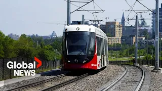 Ottawa light-rail transit system remains closed, infuriating commuters