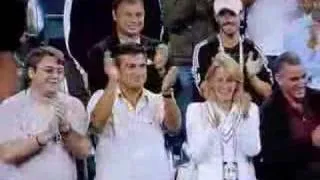 Watch Djokovic imitating Sharapova & Nadal - US Open 07