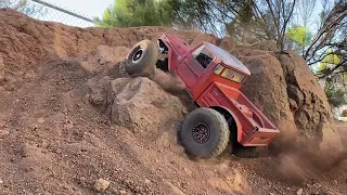 Axial Capra based FJ45 trail run